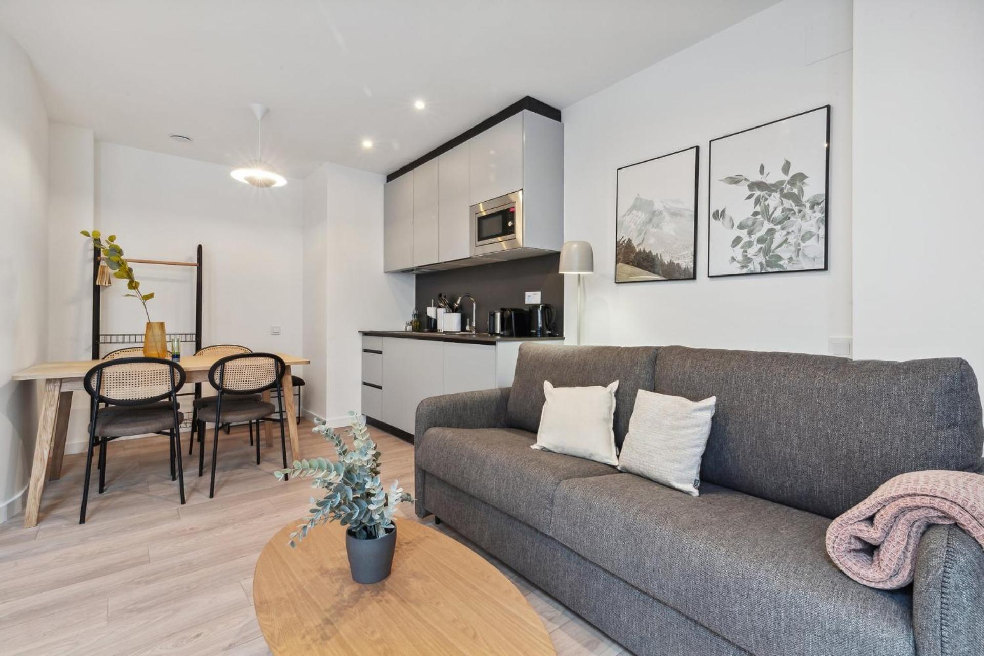 Limehome Valencia Carrer Del Pare Palau I Quer Eksteriør billede